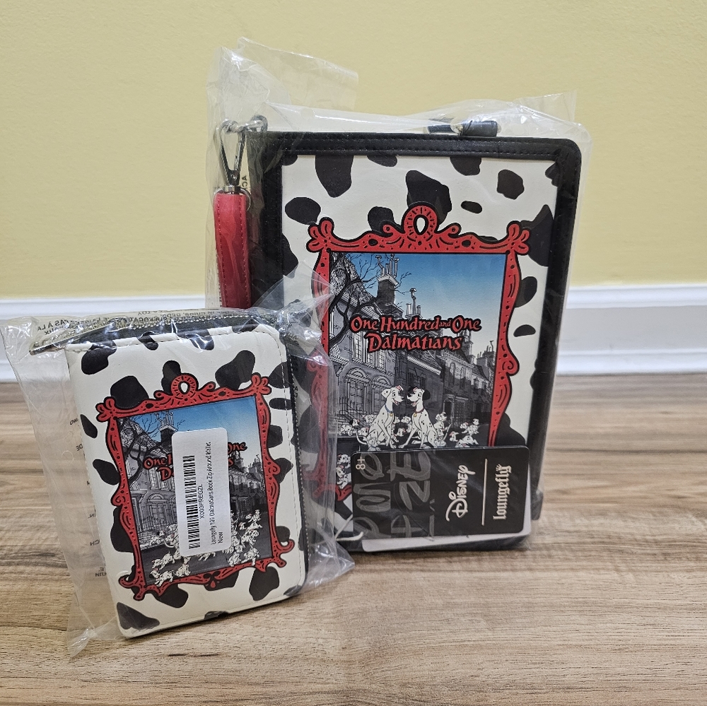 Loungefly 101 Dalmatians Book Convertible Crossbody Bag/Backpack and a wallet - Picture 8 of 9